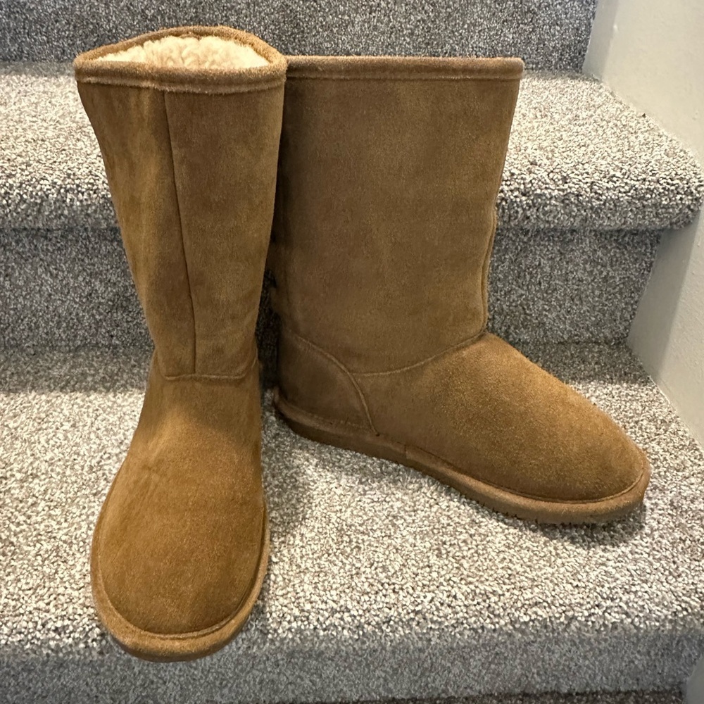 BearPaw Tan Winter Boots